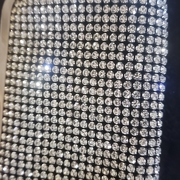 Clutch - Picture 2 of 7